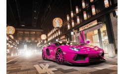 Lamborghini Aventador hồng rực rỡ trên phố