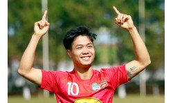 Công Phượng là cầu thủ Việt Nam đầu tiên xuất hiện trên FIFA 19, trị giá 425 ngàn EUR