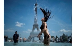 Nắng nóng dữ dội ở châu Âu: Mạnh nhất kể từ đợt nóng khiến 15.000 người Pháp thiệt mạng