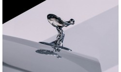 Biểu tượng Spirit Of Ecstasy mới dành cho chiếc Rolls-Royce sở hữu tính khí động học tốt nhất