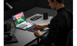 Zenbook 17 Fold OLED (UX9702) - Laptop màn hình OLED gập nhỏ gọn nhất thế giới