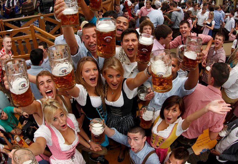 Lịch sử lễ hội bia Oktoberfest
