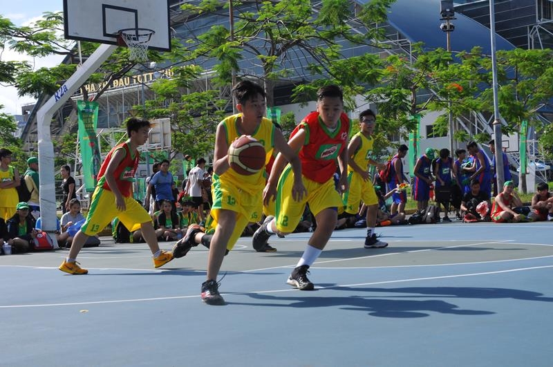 Cúp MILO chào đón 118 đội tại giải bóng rổ Festival trường học TP.HCM