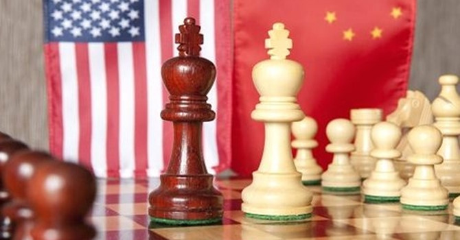 Trung Quốc hụt hơi trong cuộc đua số 1 với Mỹ