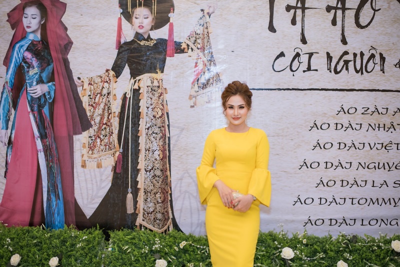 Nữ doanh nhân Phước Phạm đẹp kiêu sa trong đêm tôn vinh áo dài Việt do Skin Plus tài trợ