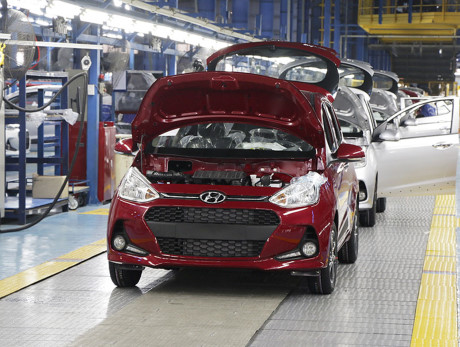 Chính phủ đang “mở đường” cho sản xuất ô tô trong nước