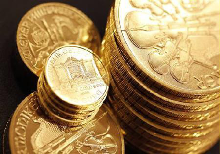 Giá vàng châu Á giảm do đồng USD mạnh lên