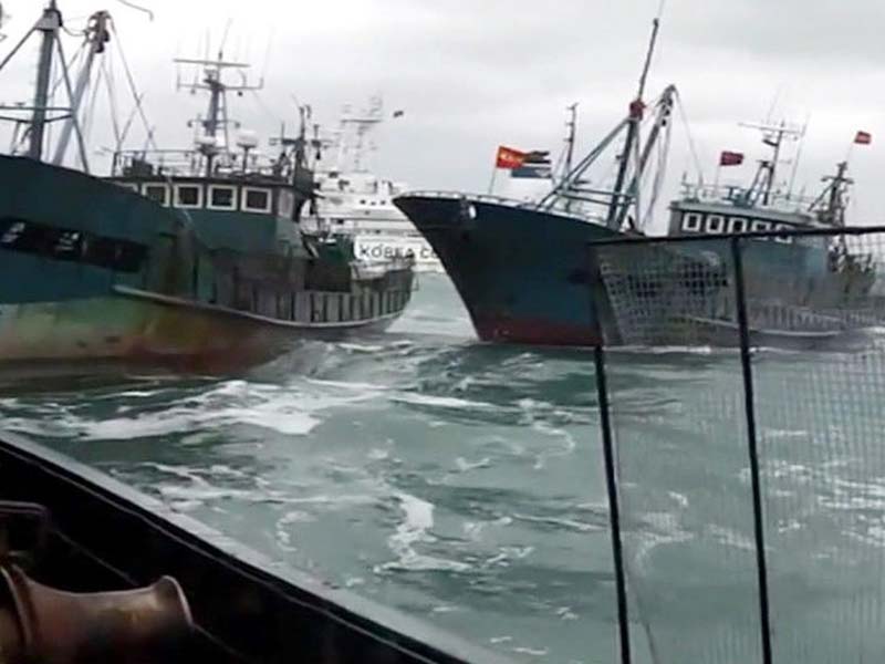 Hàn Quốc bắt giữ loạt tàu cá Trung Quốc