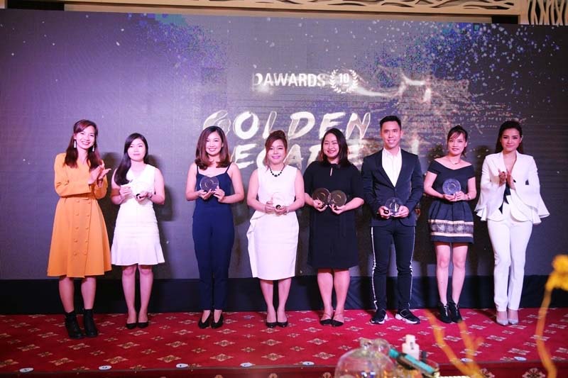 Oriflame được vinh danh tại lễ trao giải Đẹp Awards 2017