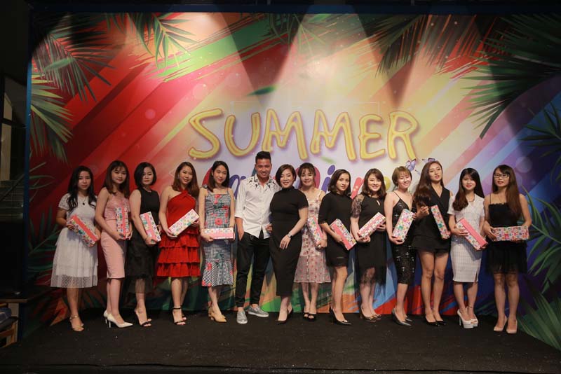 Kosxu tổ chức tưng bừng tiệc Summer Gala Dinner tại Hà Nội