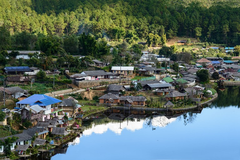 Du lịch Thái Lan nhất định đừng bỏ qua 10 thị trấn đẹp nhất xứ chùa vàng này