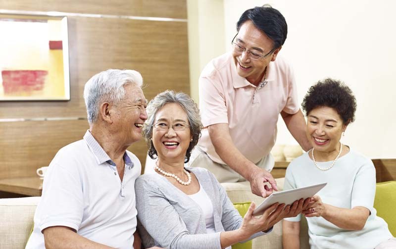 Chubb Life Việt Nam giới thiệu sản phẩm bảo hiểm mới dành cho độ tuổi cao niên.