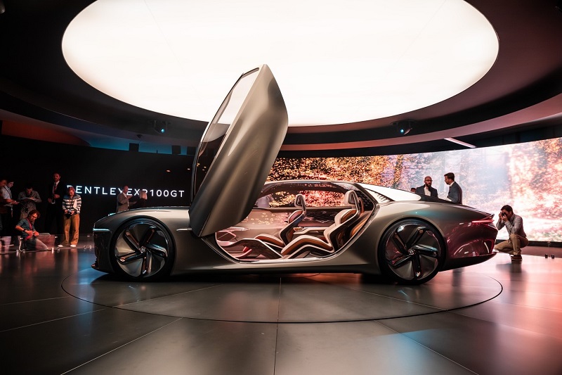 Bentley “tiến vào kỷ nguyên số” cùng Forbes Business Forum 2019